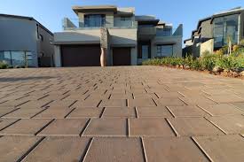 Best Driveway Pressure Washing  in Valparaiso, IN